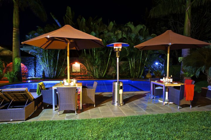 Pools & Facilities
