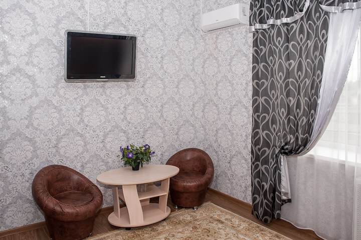 Room 19 of 35