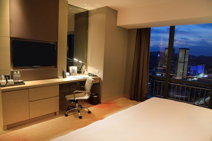 Room 36 of 96