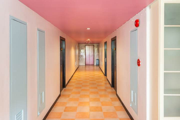 Hotel 95 of 98