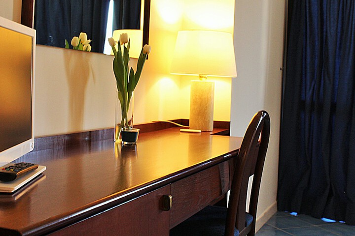Room amenity