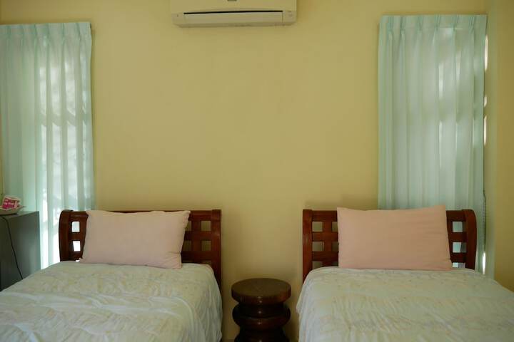 Room 7 of 74
