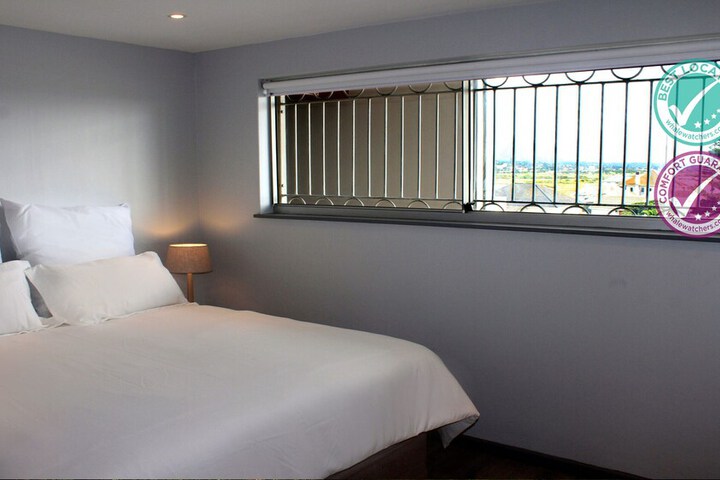 Room 30 of 50
