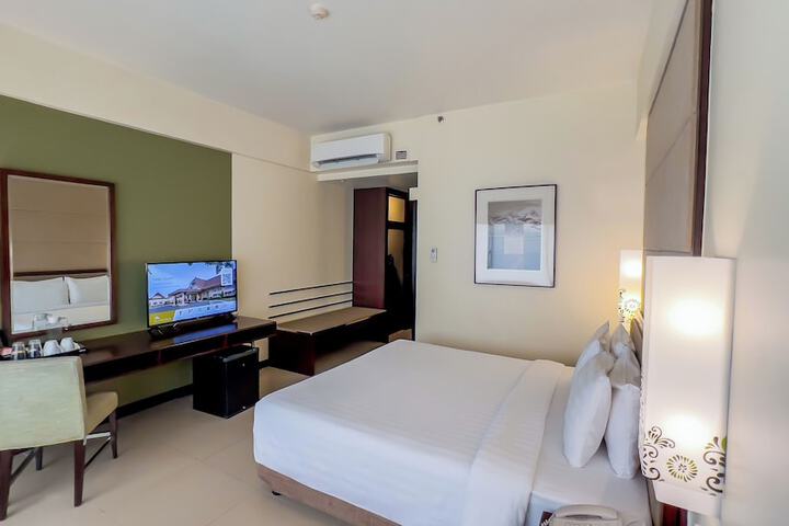 Room 15 of 68