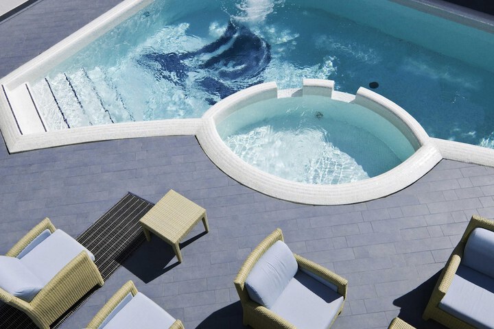 Pool 34 of 95
