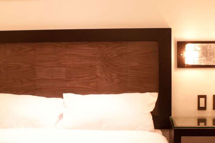 Room 6 of 59