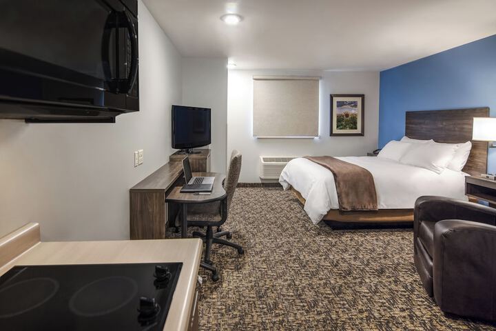 1 King Bed with Recliner (6 of 8)