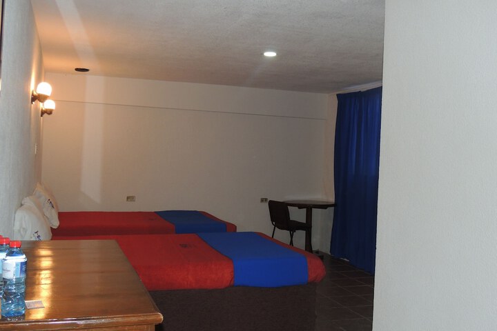 Room 5 of 49
