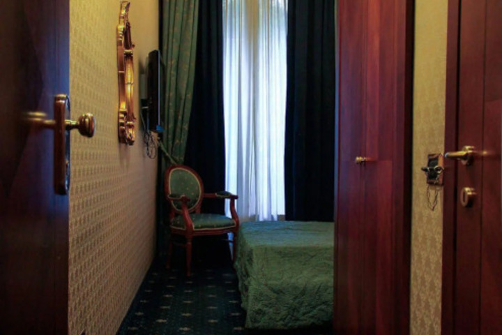 Photo 7