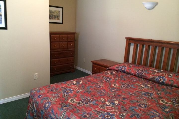 Room 9 of 41