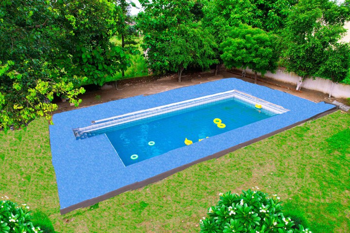 Pool 4 of 12