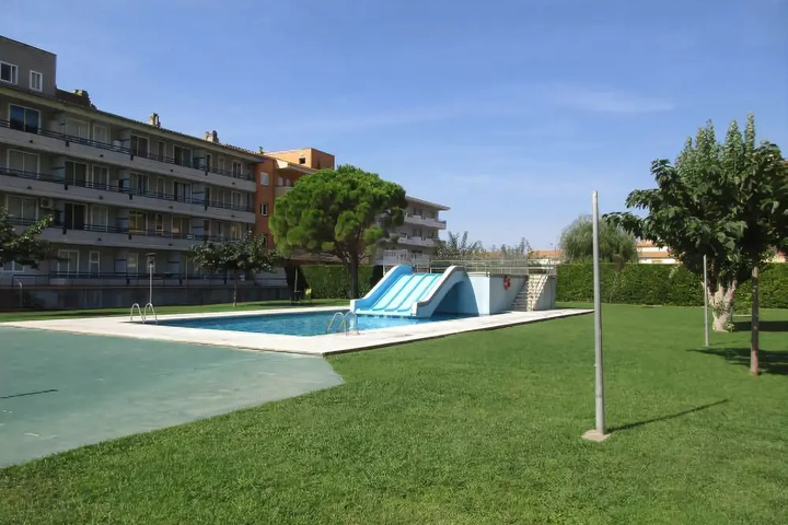 Pool 6 of 10
