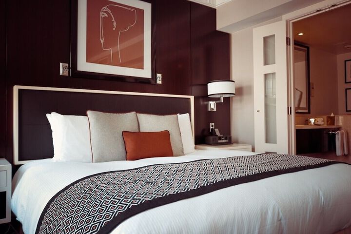 Room 2 of 35