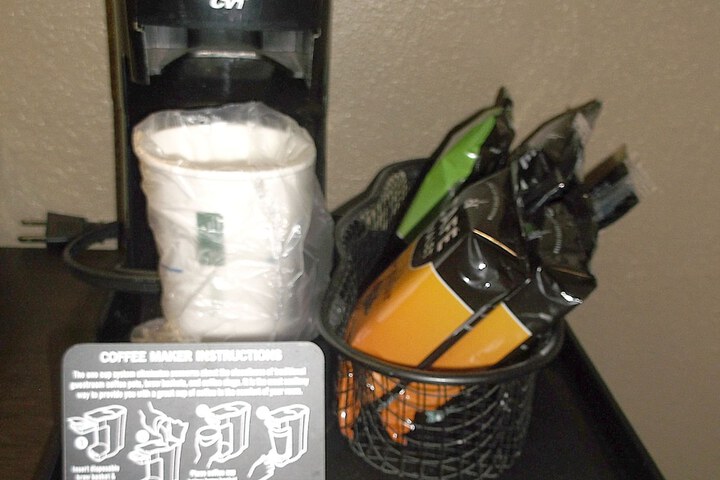 Breakfast/Coffee Service 23 of 40