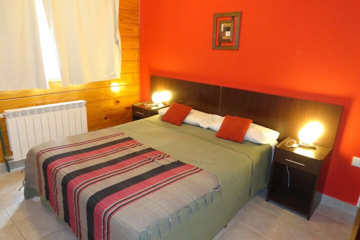 Room 5 of 32