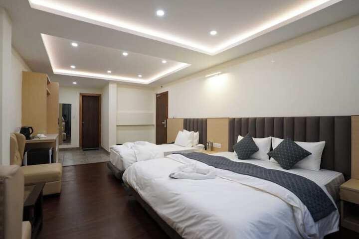 Room 14 of 49