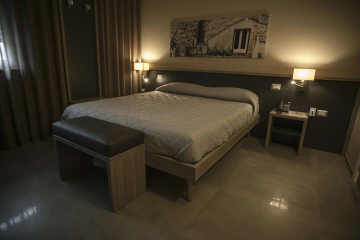 Room 8 of 60