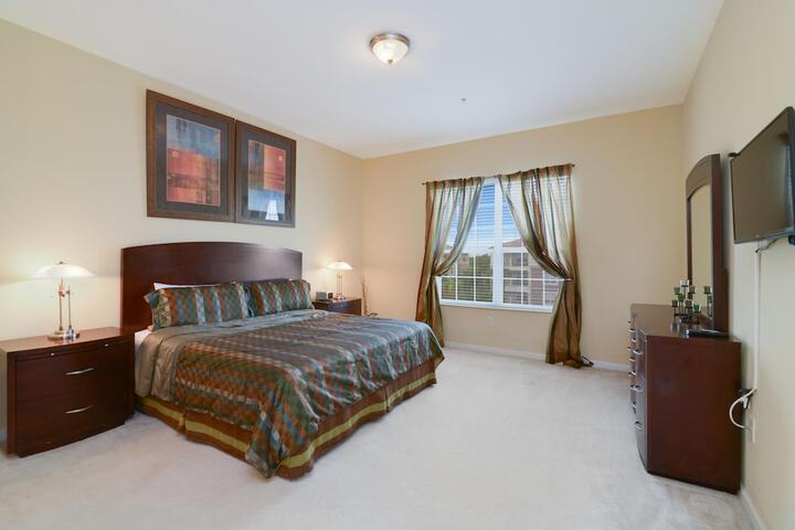 Room 4 of 15