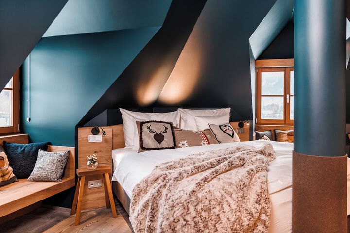 Room 47 of 87