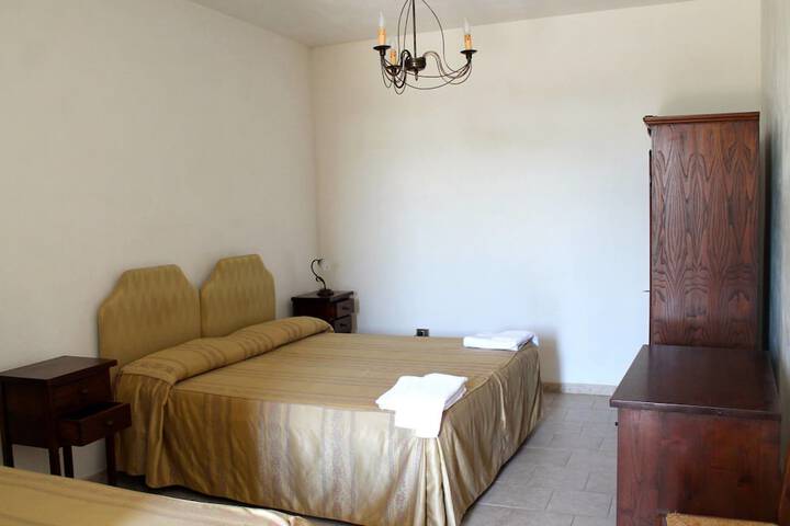 Room 8 of 55