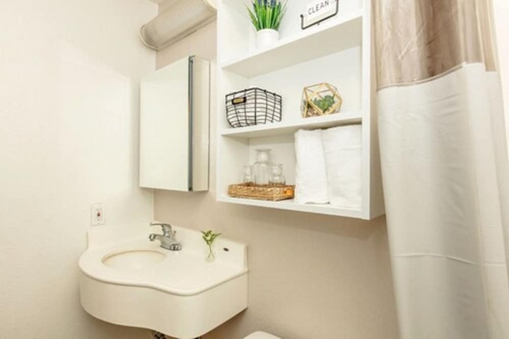 Room 20 of 36