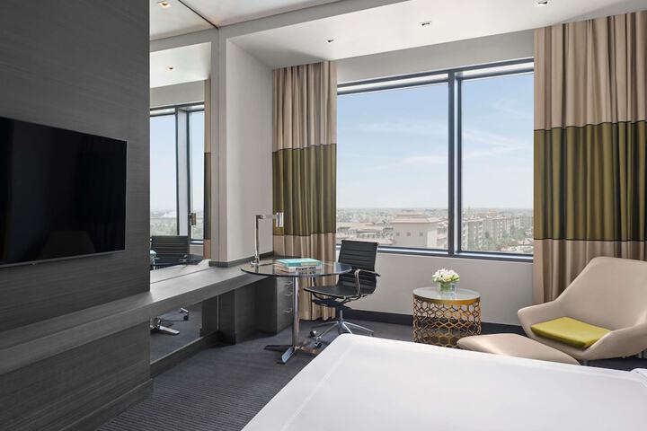 Room 63 of 268