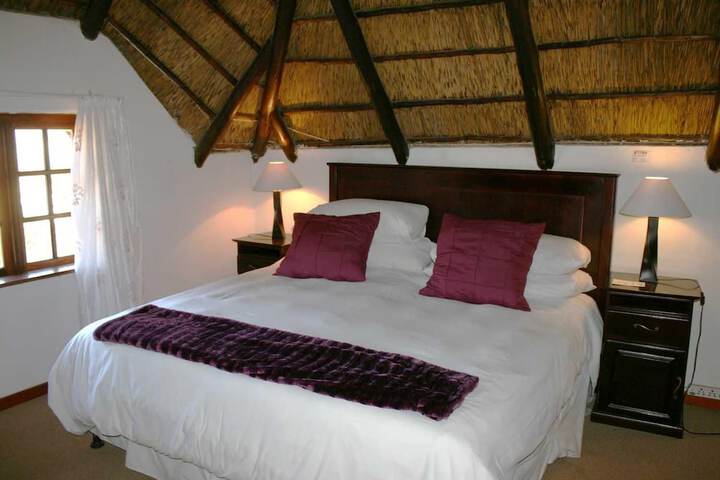 Room 10 of 83