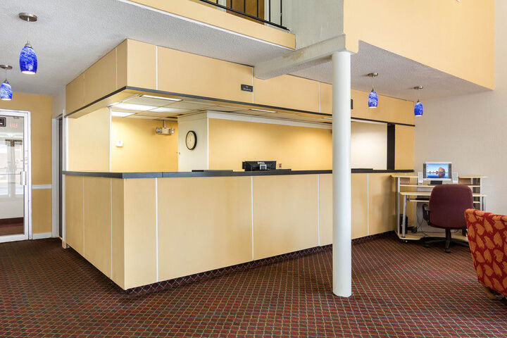 Hotel Interior 17 of 25