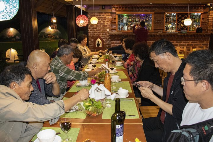 Dining 77 of 94