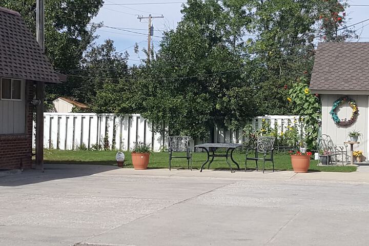 Property Grounds 43 of 52