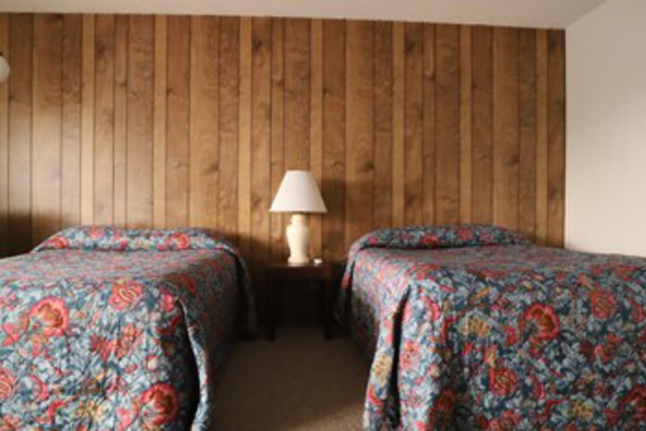 Room 35 of 38