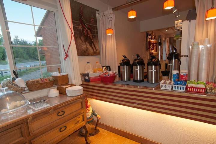 Hotel Interior 14 of 122