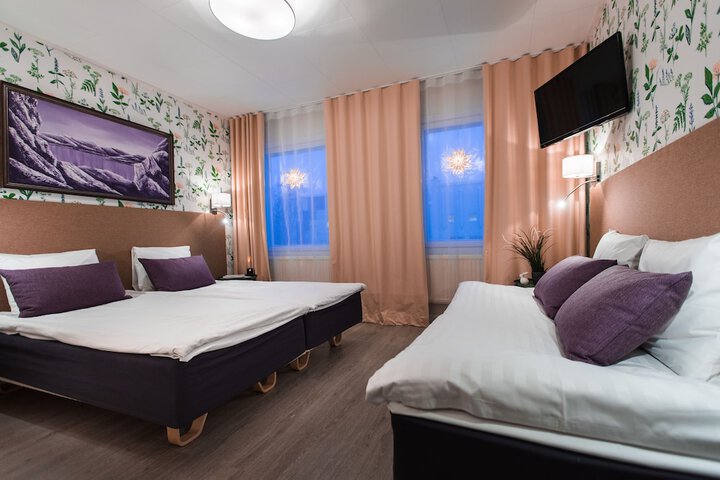 Room 25 of 67