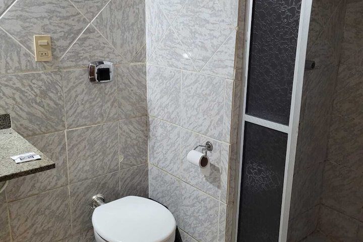 Room 14 of 19