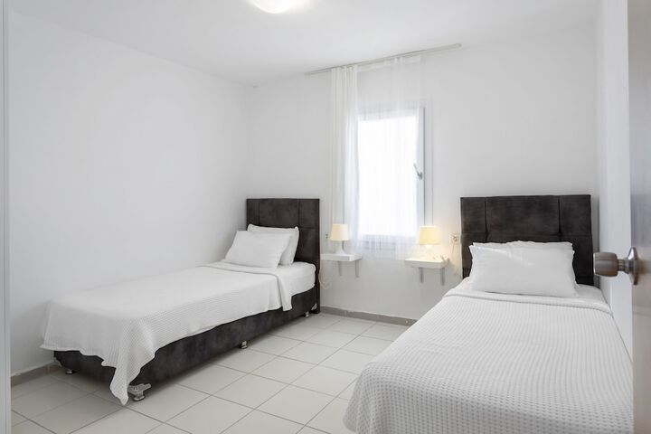 Room 25 of 88