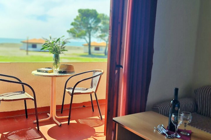 Hotel 32 of 42