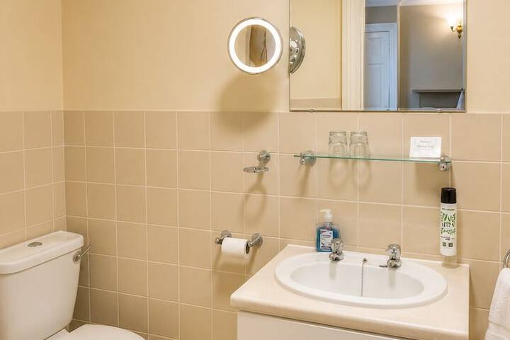 Bath Interior