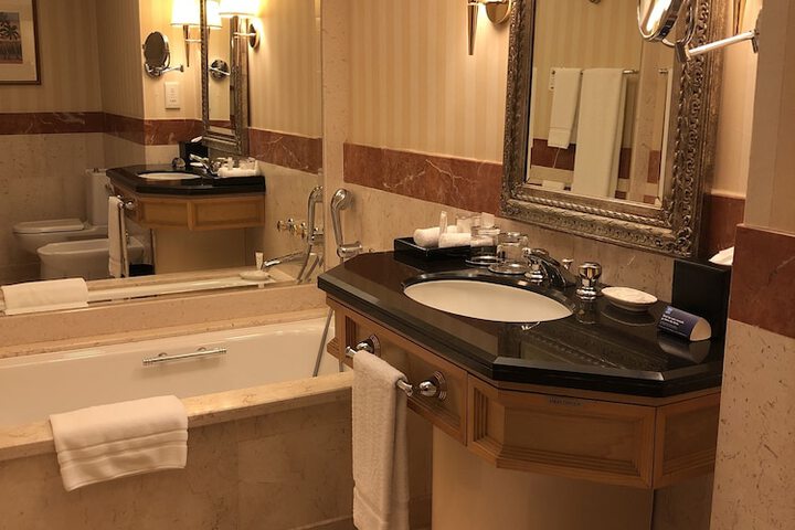 Room 45 of 85