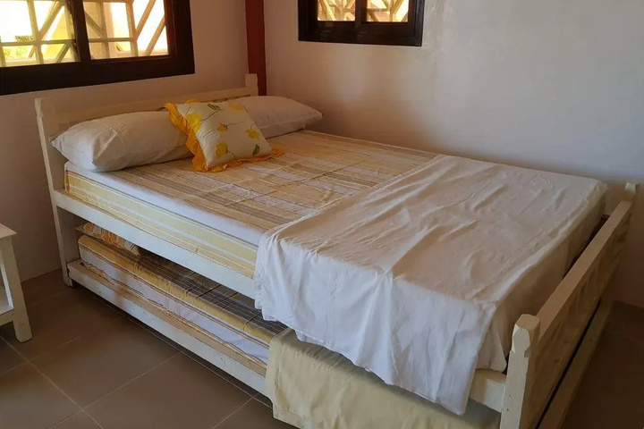 Room 4 of 17
