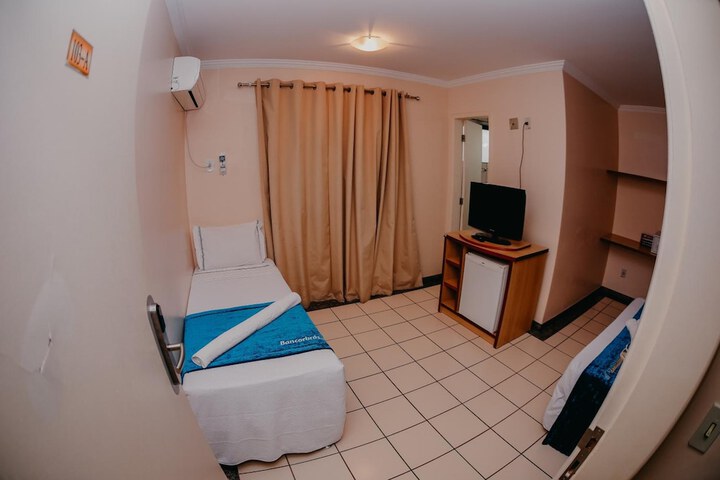 Room 21 of 55