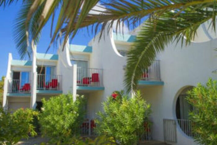 Hotel 7 of 25
