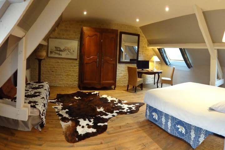 Room 2 of 69