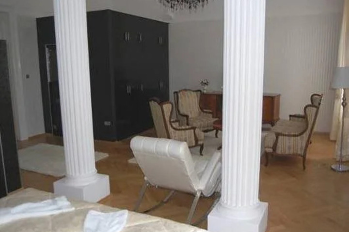 REX CLINIC HOTEL