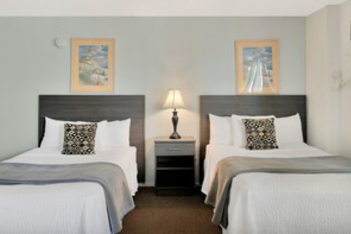 Room 100 of 150