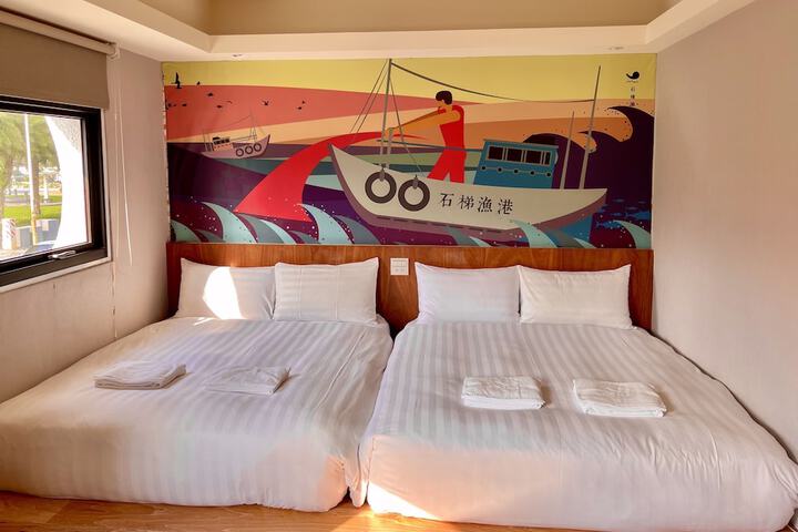 Room 34 of 87