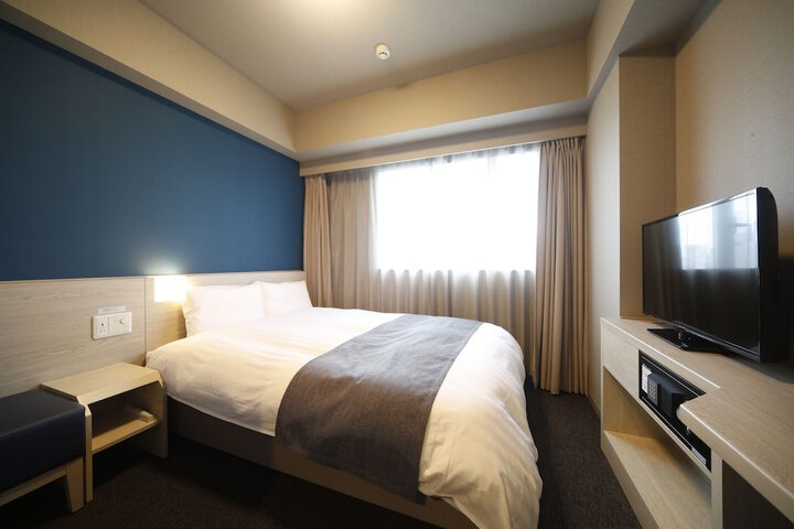 Room 5 of 46