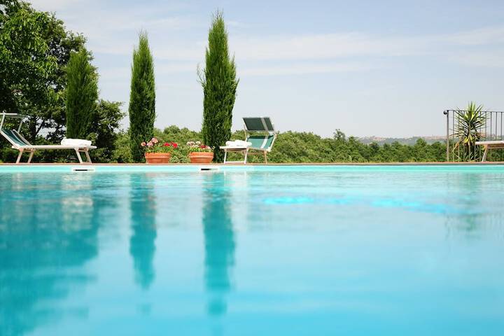 Pool 43 of 74