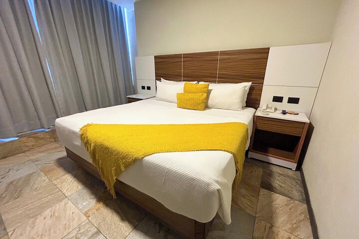 Room 36 of 91