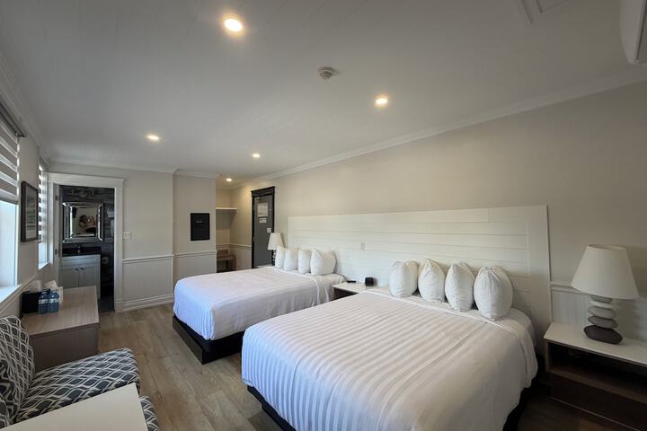 Room 42 of 116