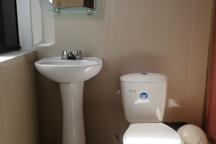 Room 50 of 60